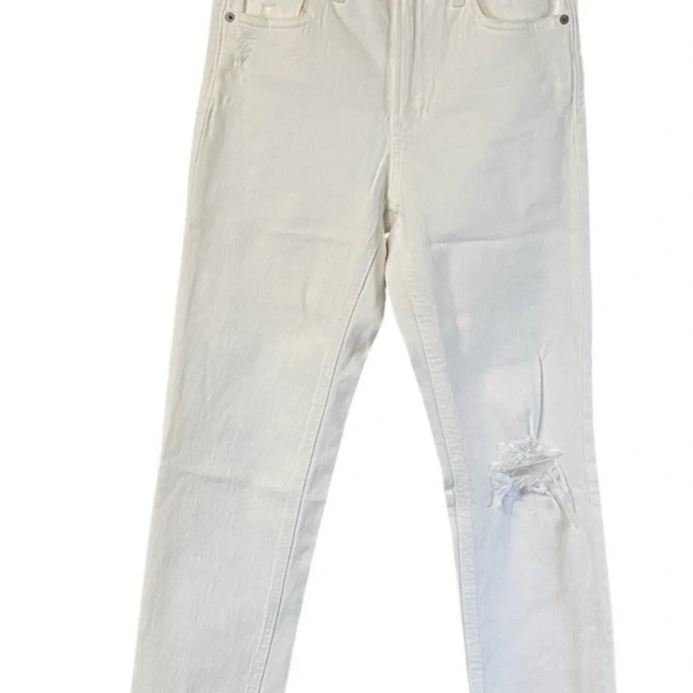 GAP Women's Cheeky Straight Leg White Jeans - Picture 3 of 4